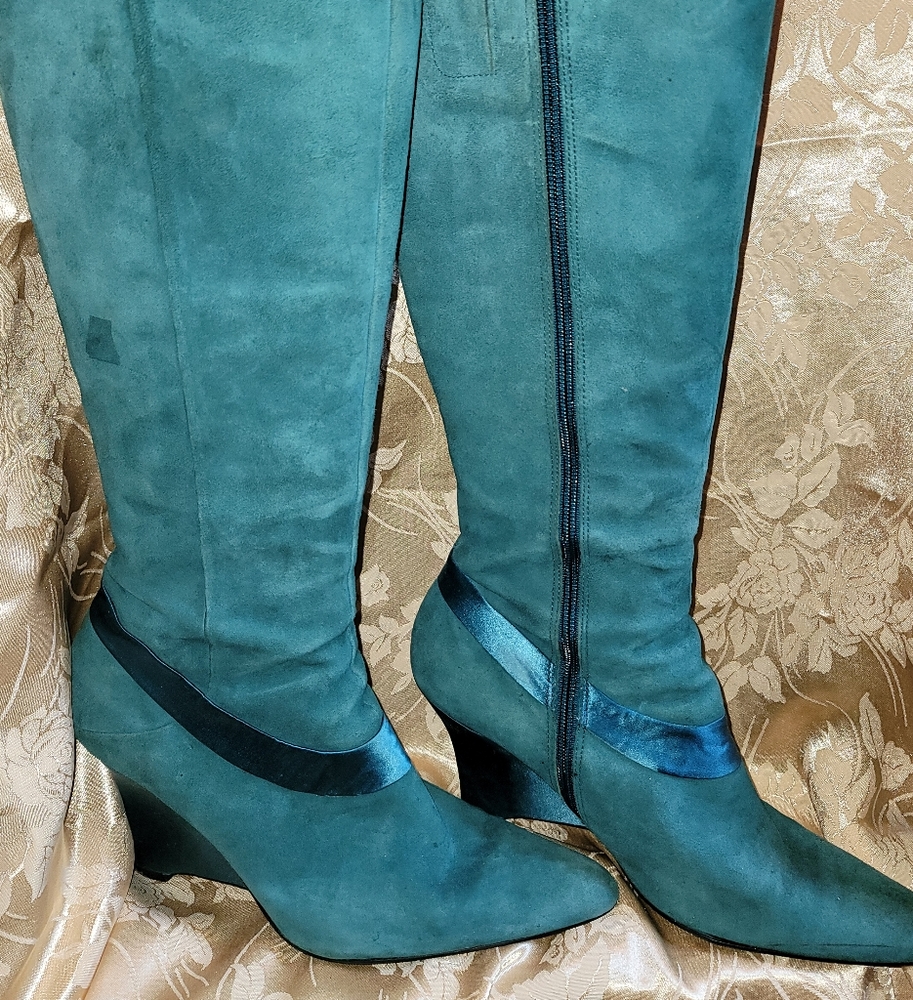 Nine West size 10 aqua blue